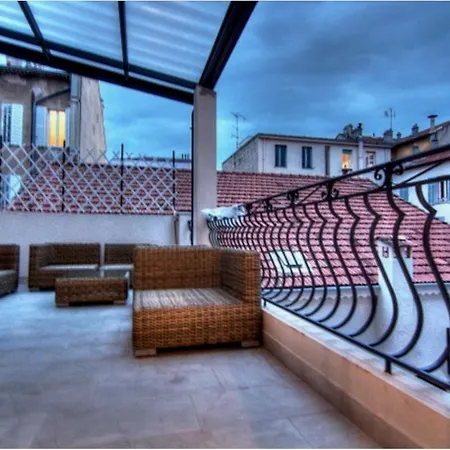 Livia Croisette 31 H Apartment